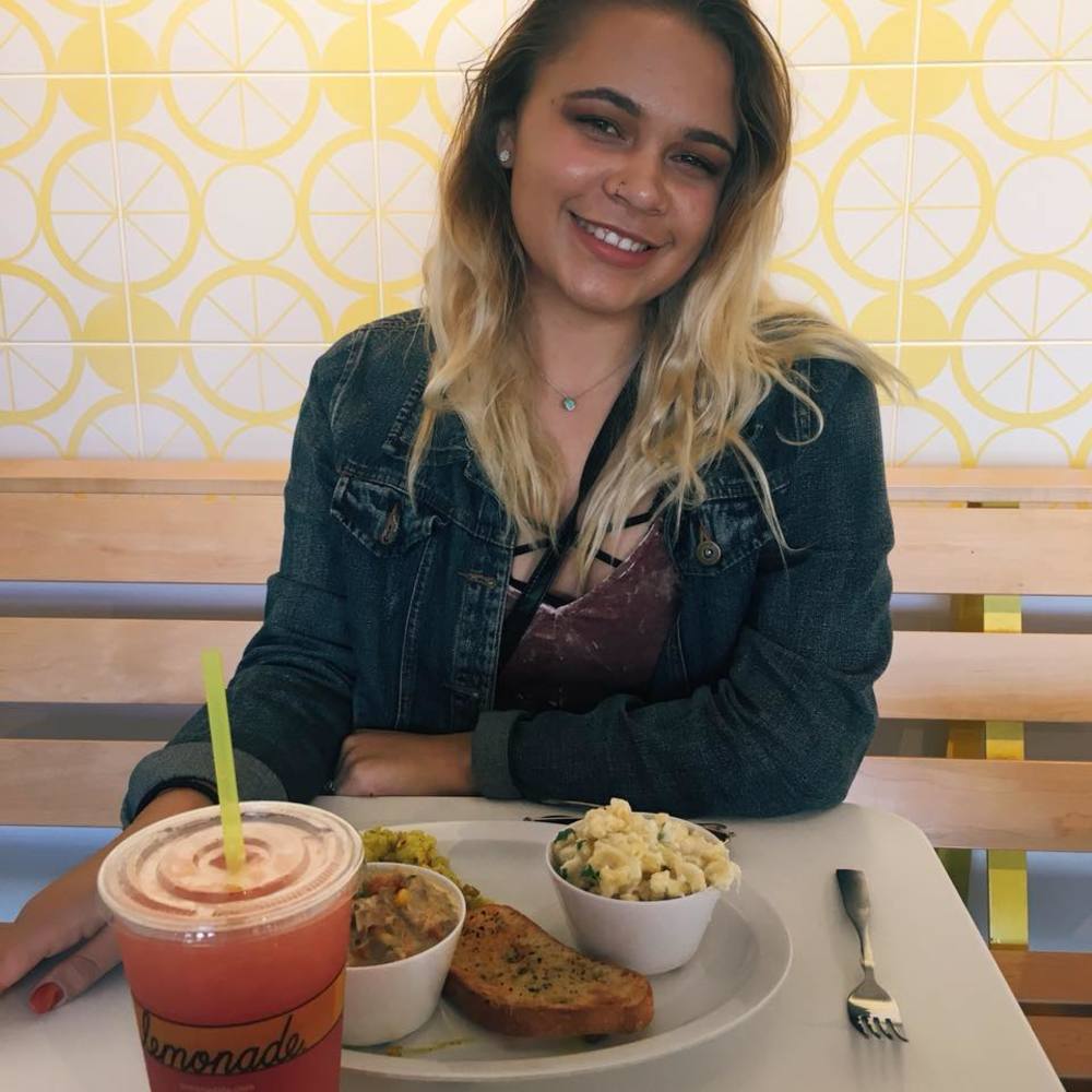 Meet your Posher, Jade